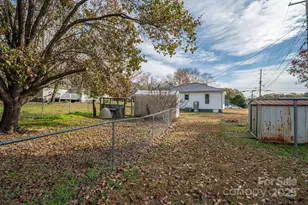 724 S Madison St, Lincolnton, NC 28092 - Photo 21