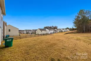 1512 Cottage Crk Dr, Bessemer City, NC 28016 - Photo 37