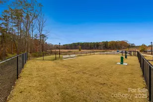 1512 Cottage Crk Dr, Bessemer City, NC 28016 - Photo 43