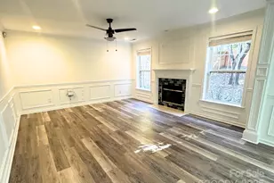 9310 Chastain Walk Dr, Charlotte, NC 28216 - Photo 7