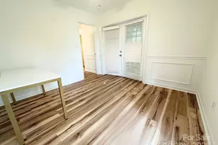 9310 Chastain Walk Dr, Charlotte, NC 28216 - Photo 17