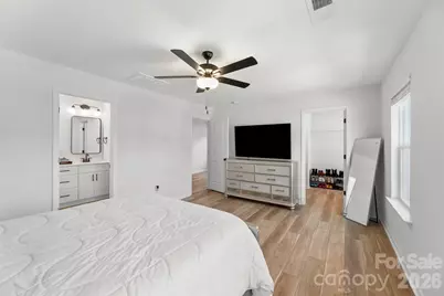 145 Baucom Street, Charlotte, NC 28216 - Photo 15
