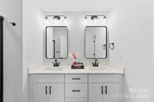 145 Baucom St, Charlotte, NC 28216 - Photo 27