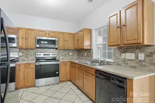 3402 Continental Dr, Monroe, NC 28110 - Photo 3