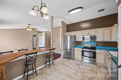 132 Sella Ridge Drive, Mount Holly, NC 28120 - Photo 9