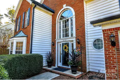12112 Woodbend Drive, Matthews, NC 28105 - Photo 5