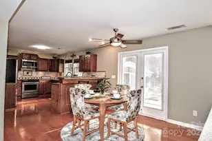 12112 Woodbend Dr, Matthews, NC 28105 - Photo 21