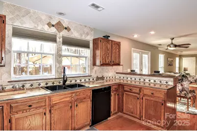 12112 Woodbend Drive, Matthews, NC 28105 - Photo 23