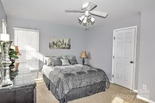 12112 Woodbend Dr, Matthews, NC 28105 - Photo 33