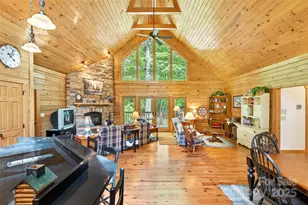 240 Ravenswood Dr, Marion, NC 28752 - Photo 9