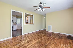 117 Sunset Ln, Bessemer City, NC 28016 - Photo 5