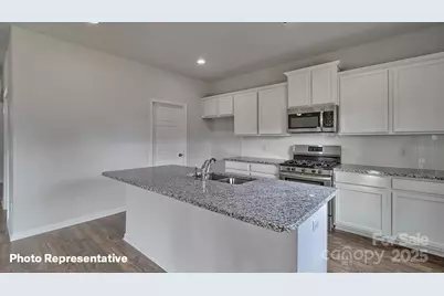 301 Mary Locke Way, Statesville, NC 28677 - Photo 5