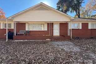 664 Denning Pl, Charlotte, NC 28227 - Photo 1