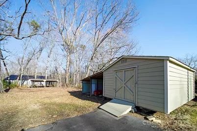 1015 Elizabeth Drive, Dallas, NC 28034 - Photo 5