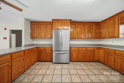 1015 Elizabeth Drive, Dallas, NC 28034 - Photo 15