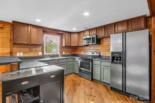 3620 Howard Gap Rd, Saluda, NC 28773 - Photo 19