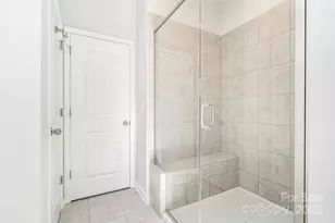 5244 Kinsbridge Dr, Charlotte, NC 28227 - Photo 13