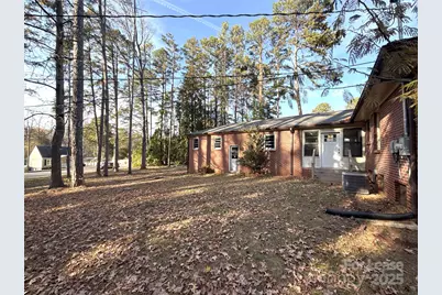 2023 Robin Road, Salisbury, NC 28144 - Photo 15