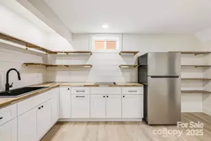 7 Angus Ln, Asheville, NC 28805 - Photo 39