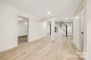 7 Angus Ln, Asheville, NC 28805 - Photo 37