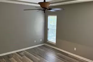 11042 Carver Pond Rd, Charlotte, NC 28269 - Photo 9