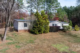 5499 Pembrooke Dr, Granite Falls, NC 28630 - Photo 7