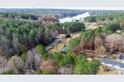 5499 Pembrooke Drive, Granite Falls, NC 28630 - Photo 13