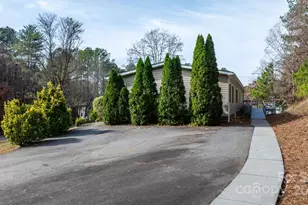 5499 Pembrooke Dr, Granite Falls, NC 28630 - Photo 9