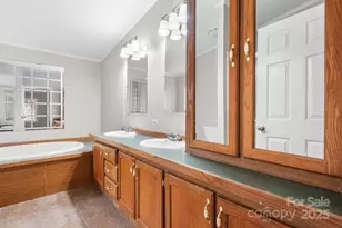 5499 Pembrooke Dr, Granite Falls, NC 28630 - Photo 31