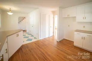 203 Morehead St, Morganton, NC 28655 - Photo 5