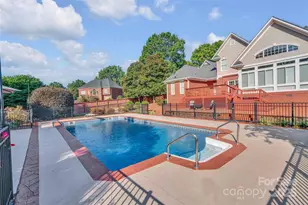 137 Clearcreek Dr, Boiling Springs, SC 29316 - Photo 5