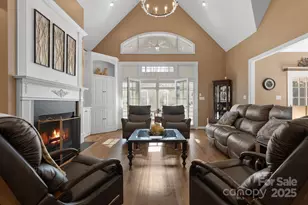 137 Clearcreek Dr, Boiling Springs, SC 29316 - Photo 13