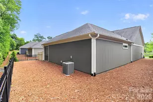 7933 Parknoll Dr, Huntersville, NC 28078 - Photo 41