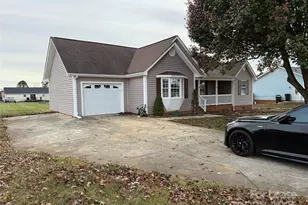 117 Hayworth Ln, Statesville, NC 28625 - Photo 1