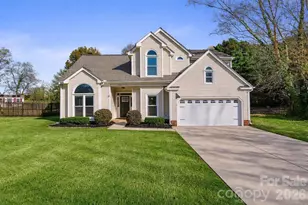 123 Southhaven Dr, Mooresville, NC 28117 - Photo 1