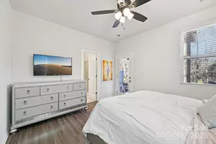 2932 Pirates Pl, Charlotte, NC 28216 - Photo 17