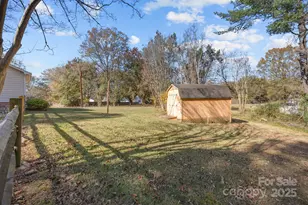 4423 Bob White Ct, Charlotte, NC 28213 - Photo 17