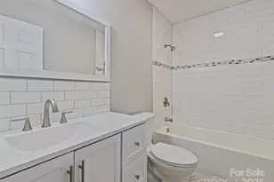 10 New Bern Dr, Fletcher, NC 28732 - Photo 17