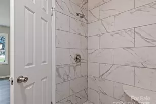 10 New Bern Dr, Fletcher, NC 28732 - Photo 15