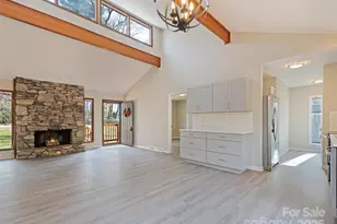 10 New Bern Dr, Fletcher, NC 28732 - Photo 3