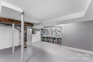 5 Deanwood Cir, Asheville, NC 28803 - Photo 27