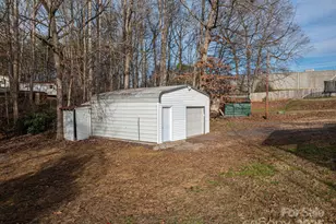 1383 Sandiwood Ct, Claremont, NC 28610 - Photo 29