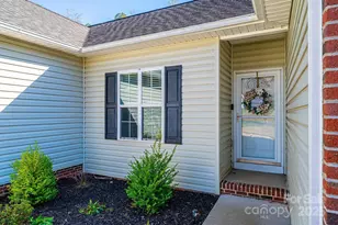 1781 Herbie Cir, Newton, NC 28658 - Photo 3