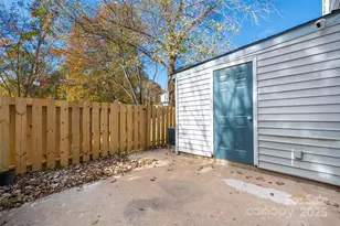 1908 Harvest Ln, Charlotte, NC 28210 - Photo 23