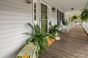 33 Ivy Cove Rd, Fairview, NC 28730 - Photo 5