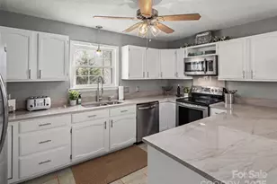 33 Ivy Cove Rd, Fairview, NC 28730 - Photo 13