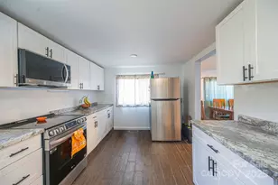 129 Lakeview Dr, Blacksburg, SC 29702 - Photo 5