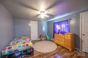 129 Lakeview Dr, Blacksburg, SC 29702 - Photo 9