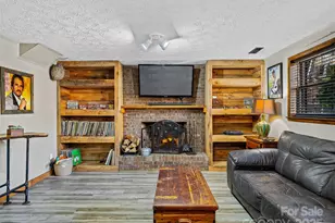 150 Timberlane Dr, Etowah, NC 28729 - Photo 23