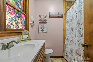 150 Timberlane Dr, Etowah, NC 28729 - Photo 19